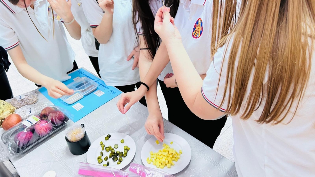 Genç AR-GE Kapsamında Emel Özgür Subaşıay MTAL'de Gıda Okuryazarlığı Farkındalık Programı Düzenlendi